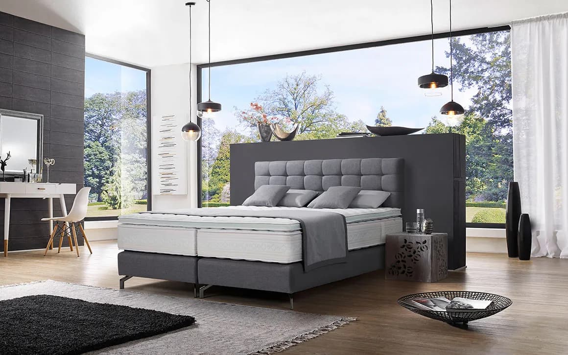 Schlafzimmer-Einrichtung in Gmunden 2